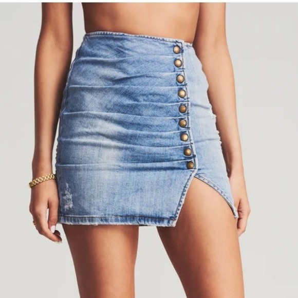 Retrofete Dresses & Skirts - Retrofete Willa Skirt Womens S Light Wash Blue Denim Button Mini Skirt Festival